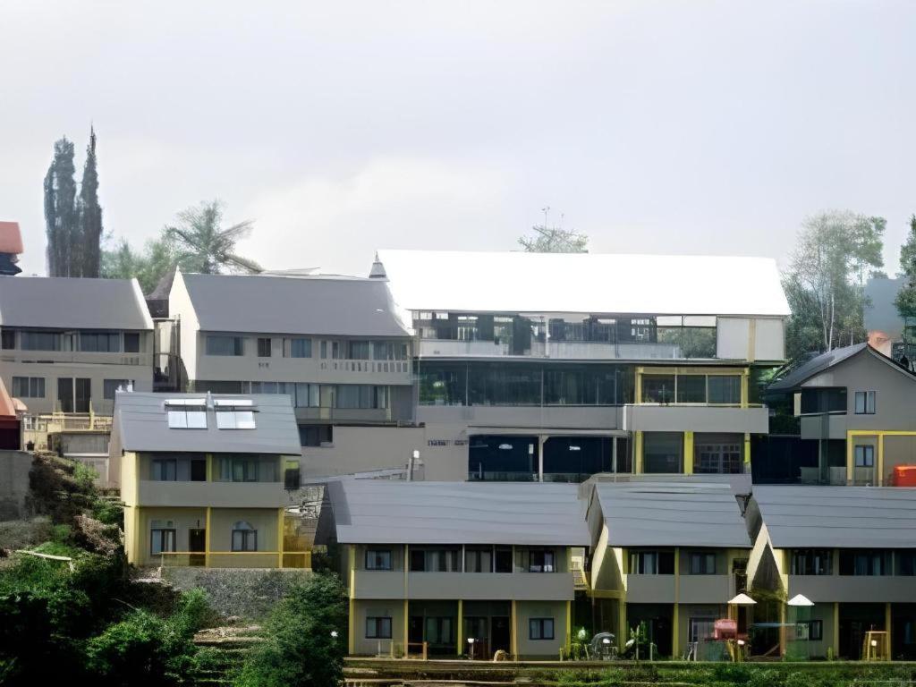 Villa Lemon Lembang Exteriör bild