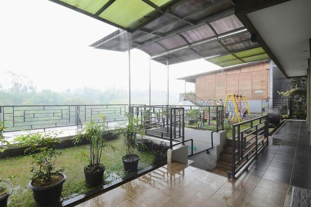 Villa Lemon Lembang Exteriör bild